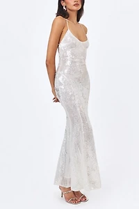 Miss Circle Cameron Sequin Scoop Neck Mermaid Maxi Dress