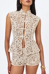 Miss Circle Rosetta Cotton Crochet Mandarin Collar Top