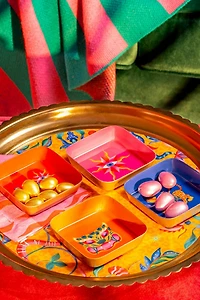 Zsa Zsa Zsu Nanpur Patterned Square Metal Decorative Tray Set