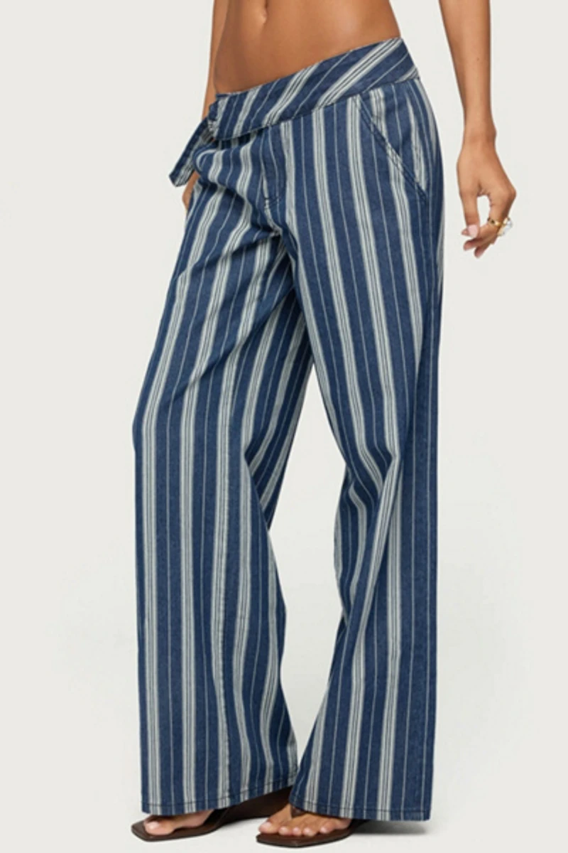 Edikted Belt Striped Low Rise Baggy Jeans