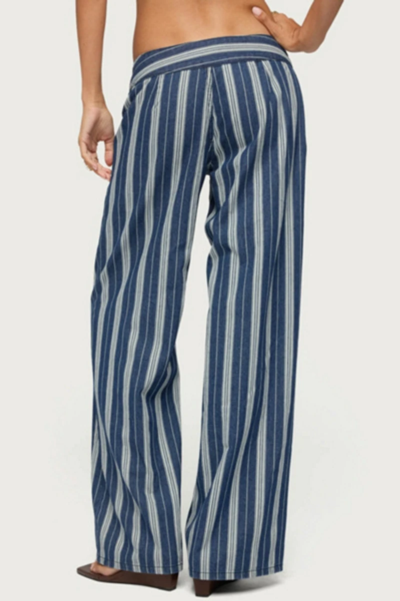 Edikted Belt Striped Low Rise Baggy Jeans