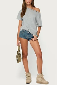 Edikted Leslee Grommet Off Shoulder T Shirt