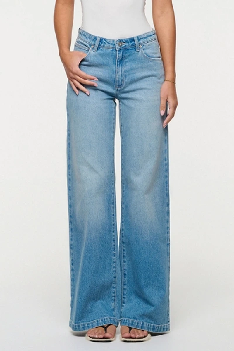 Abrand 95 Wide Tall Jean