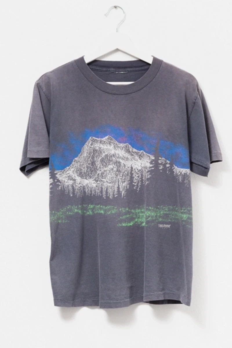Vintage 1980s Distressed Black Mountain Graphic T-Shirt