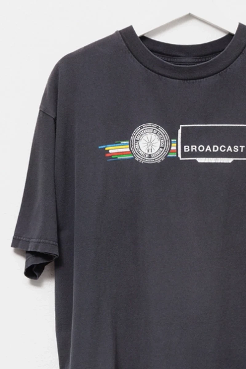 Vintage Y2K Distressed Black Graphic Broadcast T-Shirt