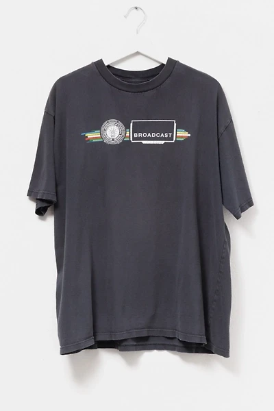 Vintage Y2K Distressed Black Graphic Broadcast T-Shirt