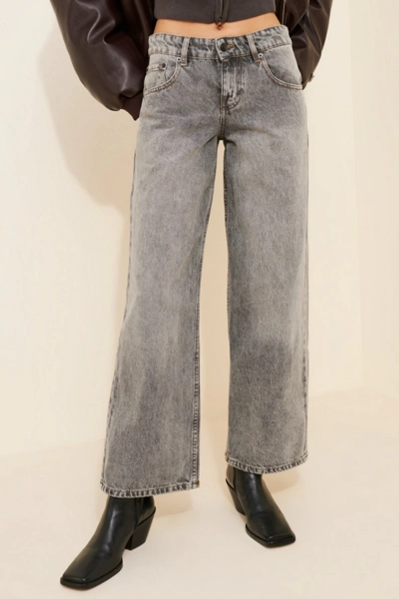 Motel Low Rise Parallel Jeans