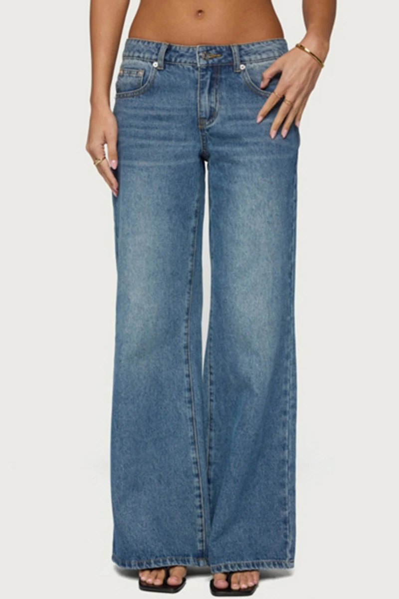 Edikted Casta Heart Low Rise Baggy Jeans