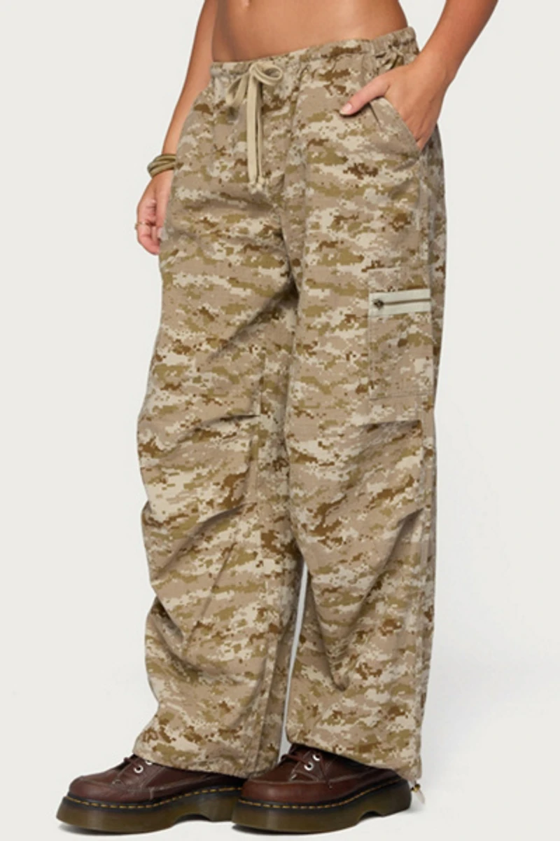 Edikted Demey Camo Baggy Pants