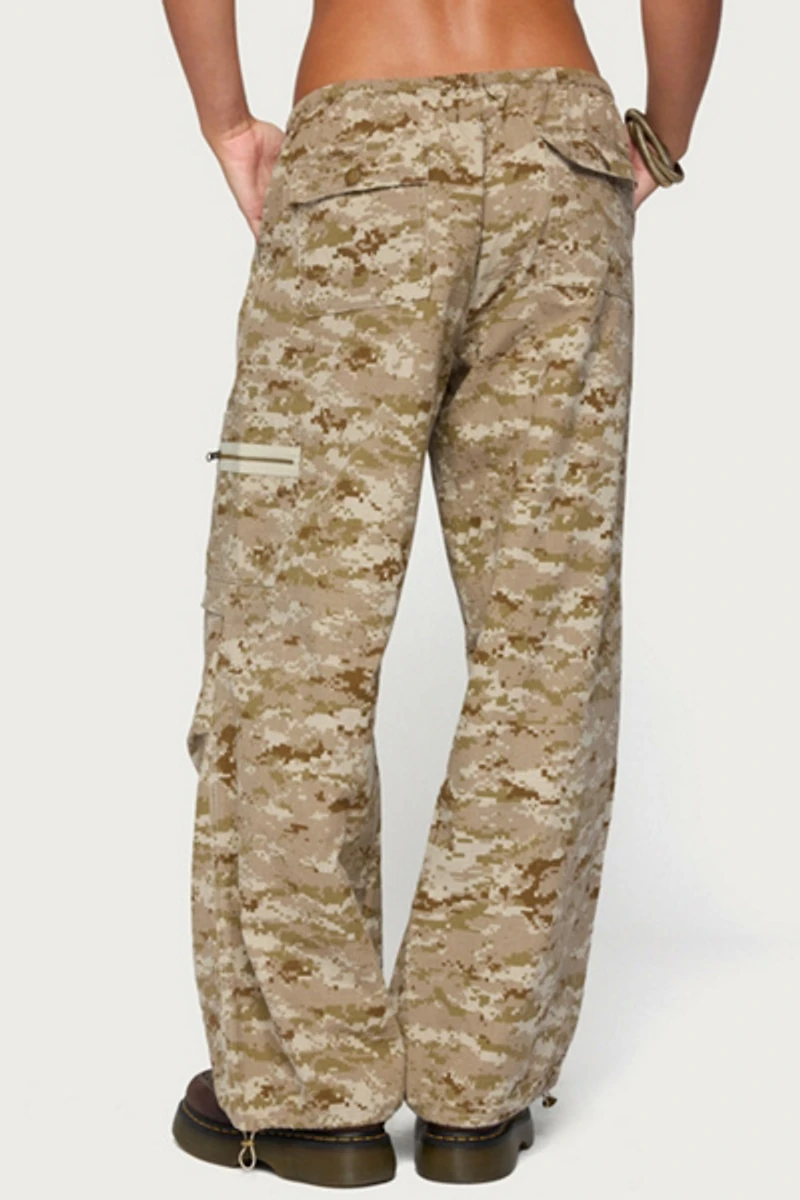 Edikted Demey Camo Baggy Pants
