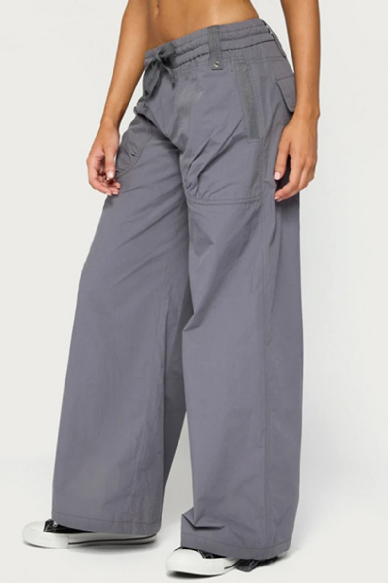 Edikted Kathleen Oversized Cotton Cargo Pants