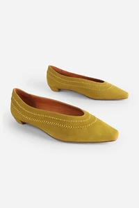 Intentionally Blank Lofty Snipped Toe Ballet Flat