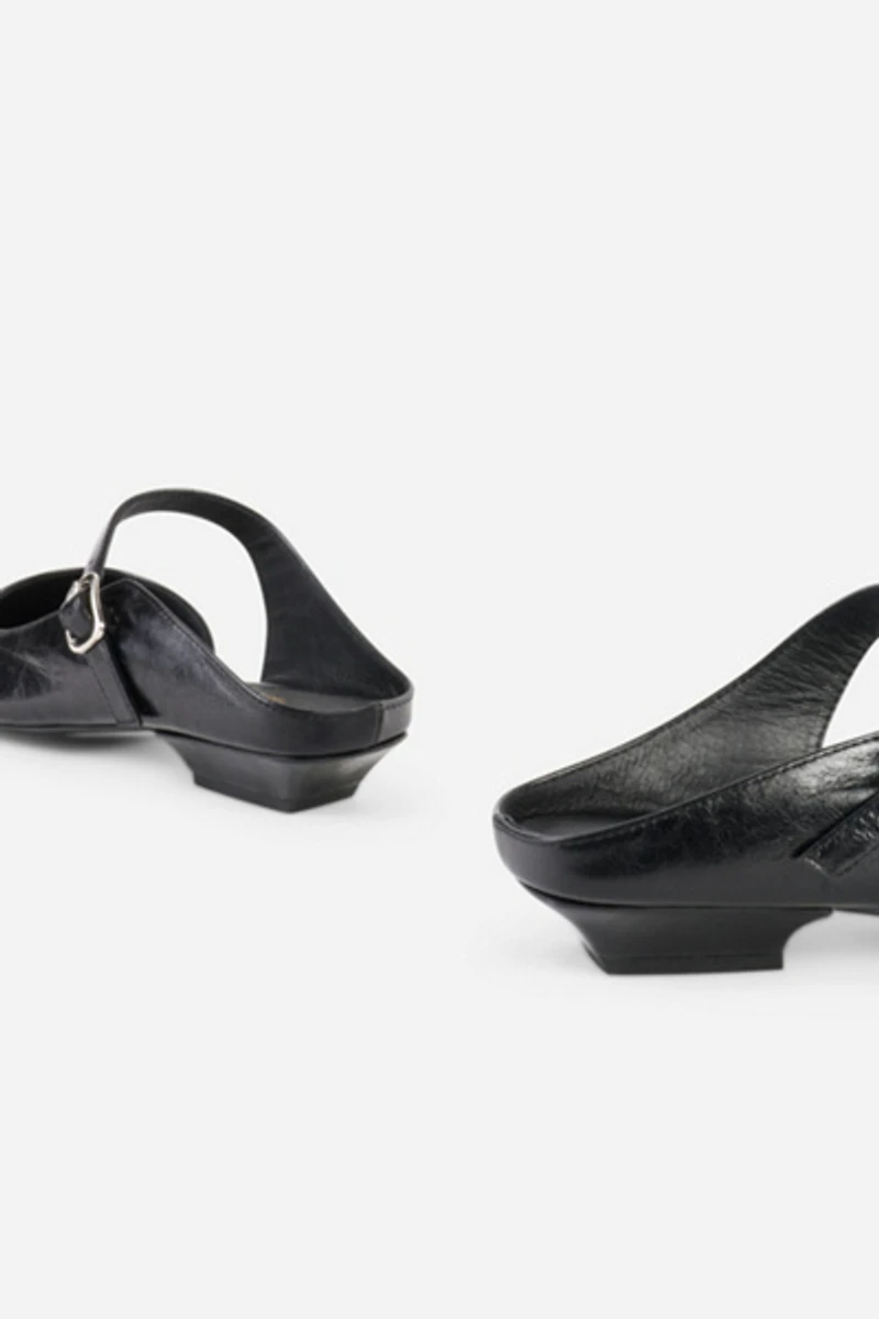 Intentionally Blank Nona Leather Heeled Mary Jane