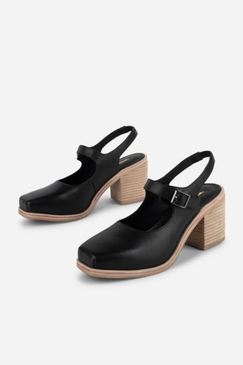 Intentionally Blank Office Clog Natural Sole