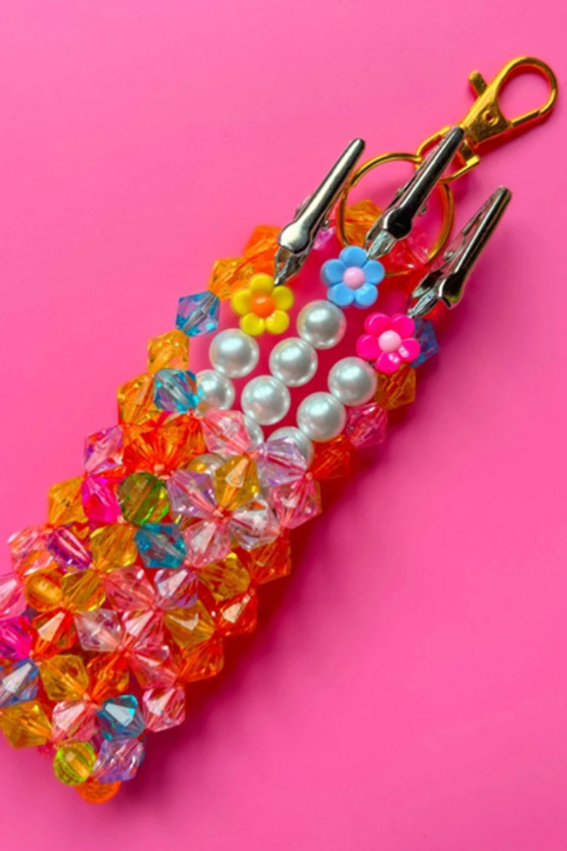 Burner Babe Flower Pearl J Clip