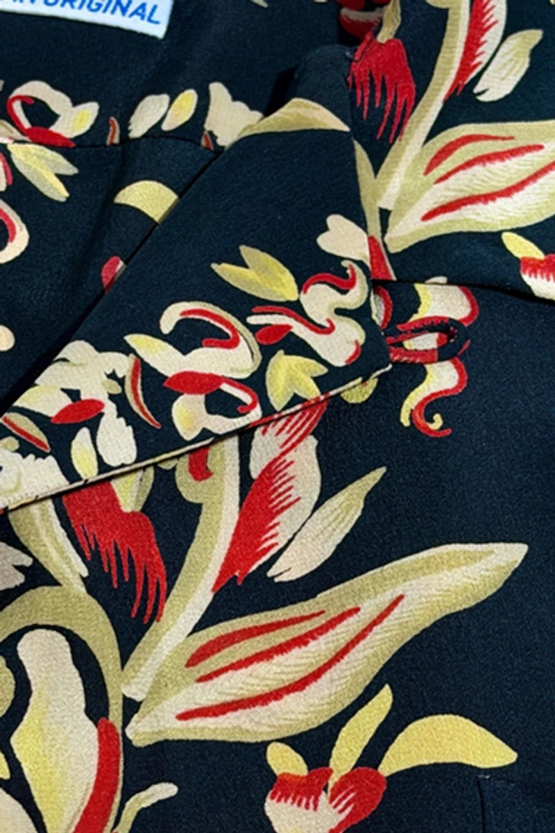 Vintage 1990's Avanti Printed Tropical Shirt