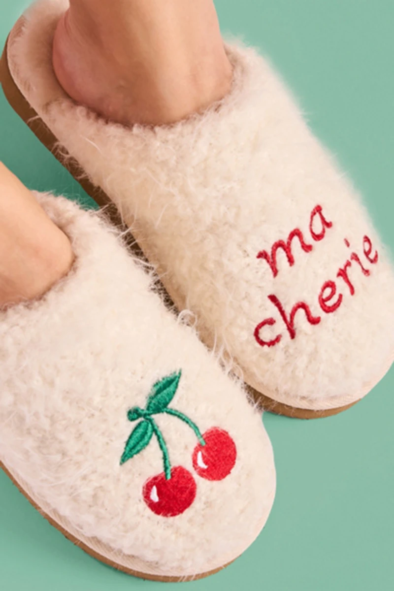 Minnetonka Chesney Hi Scuff Slippers