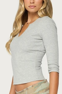 Edikted Quila Ribbed Three-Quarter Sleeve Top