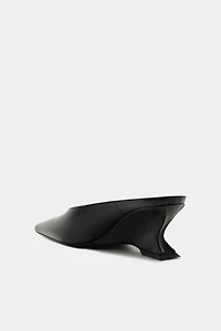 Schutz Siena Mid Mule Pumps