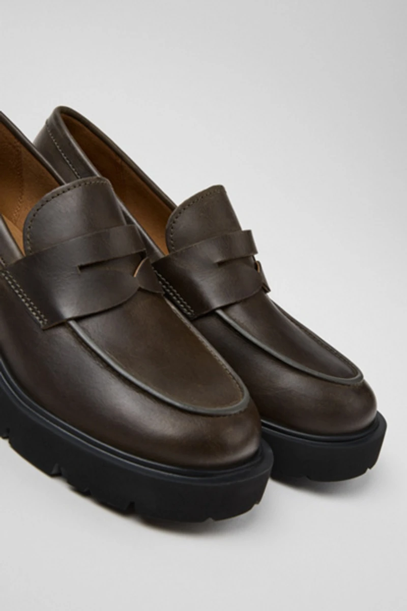 Camper Milah Leather Moccasins