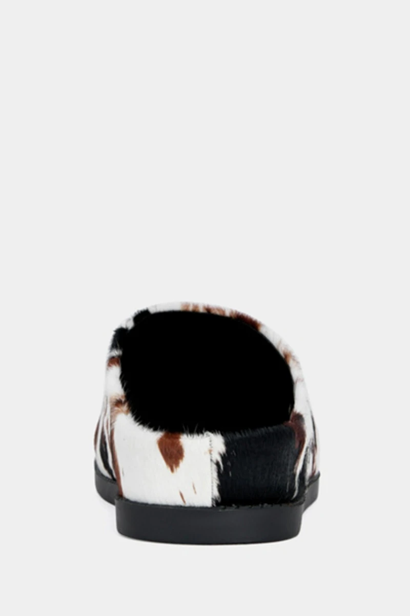 Azalea Wang Ramses Animal Print Slip-On Flat
