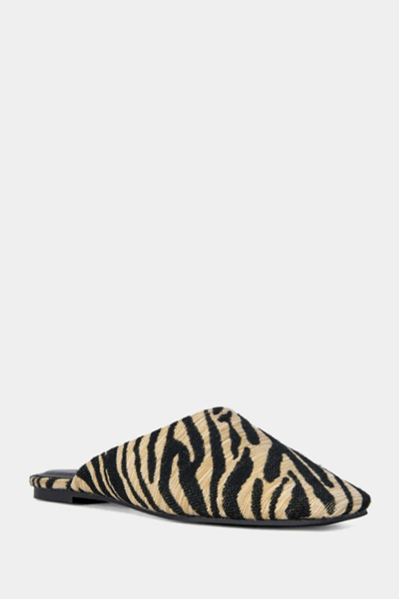 Azalea Wang Raphael Animal Print Flat