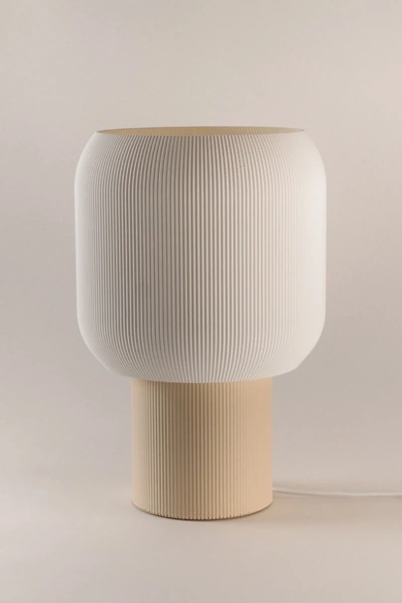Honey & Ivy Plus Table Lamp