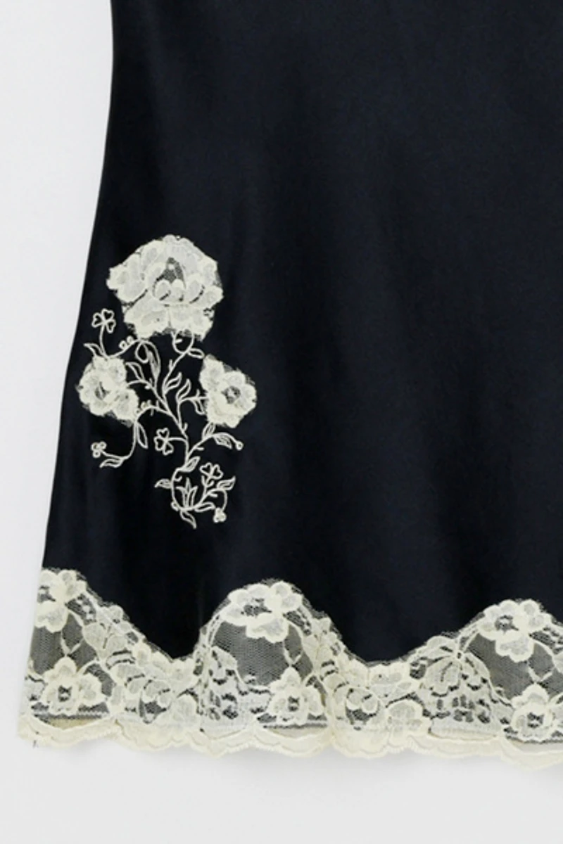 Vintage Y2k Lacy Black & Cream Silk Top