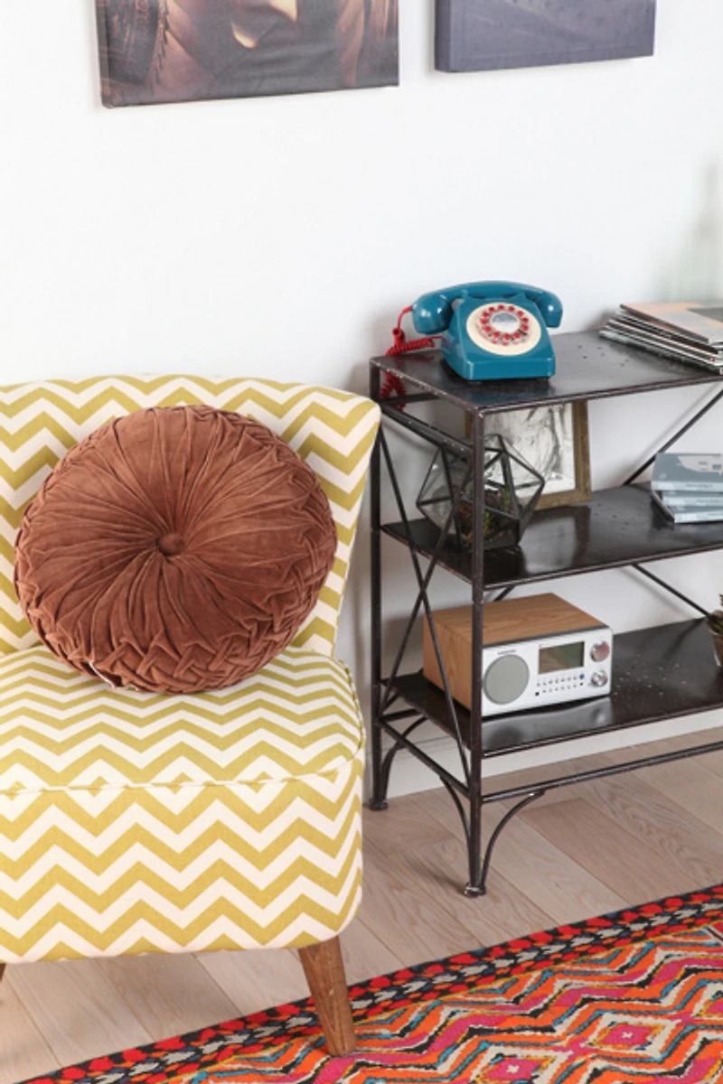 Round Pintuck Pillow