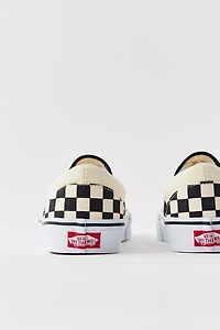 Vans Women's Classic Checkerboard Slip-On Sneaker
