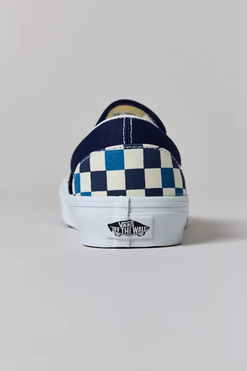 Vans Women's Classic Checkerboard Slip-On Sneaker