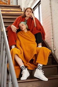 Amped Fleece Cozy Throw Blanket