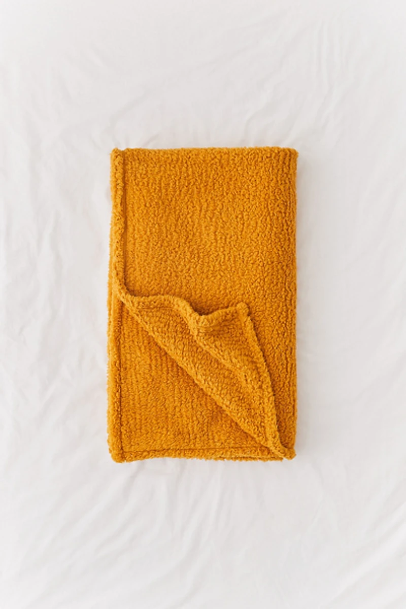 Amped Fleece Cozy Throw Blanket