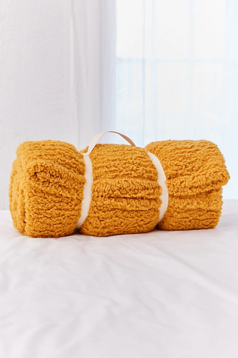 Amped Fleece Cozy Throw Blanket