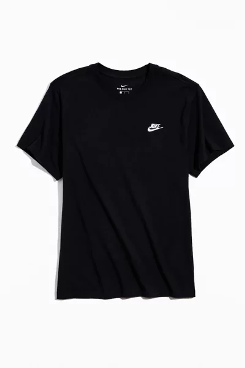 Nike Sportswear Club Tee