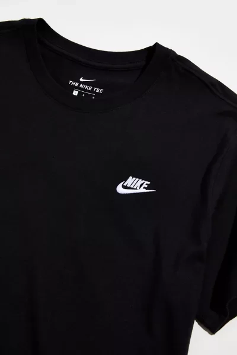 Nike Sportswear Club Tee