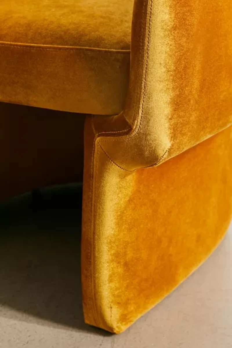 Tia Velvet Chair