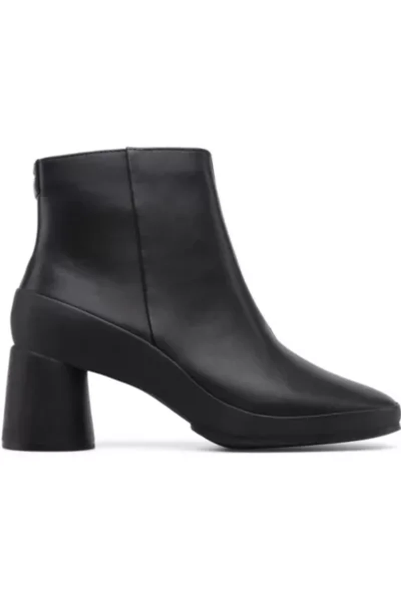Camper Upright Ankle boots
