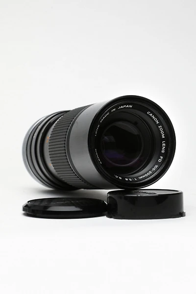Acme Camera Co. Vintage Canon 100-200mm FD Lens