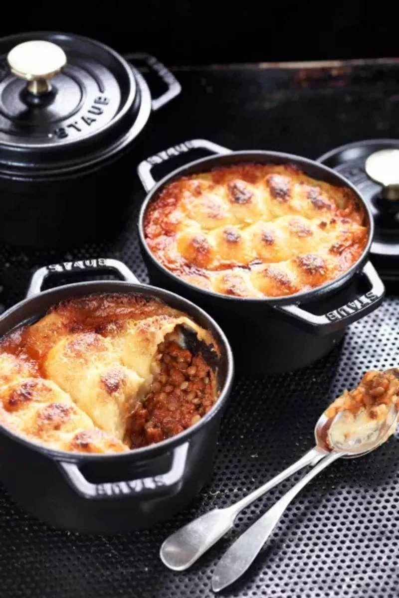Staub Cast Iron 0.75-qt Round Cocotte