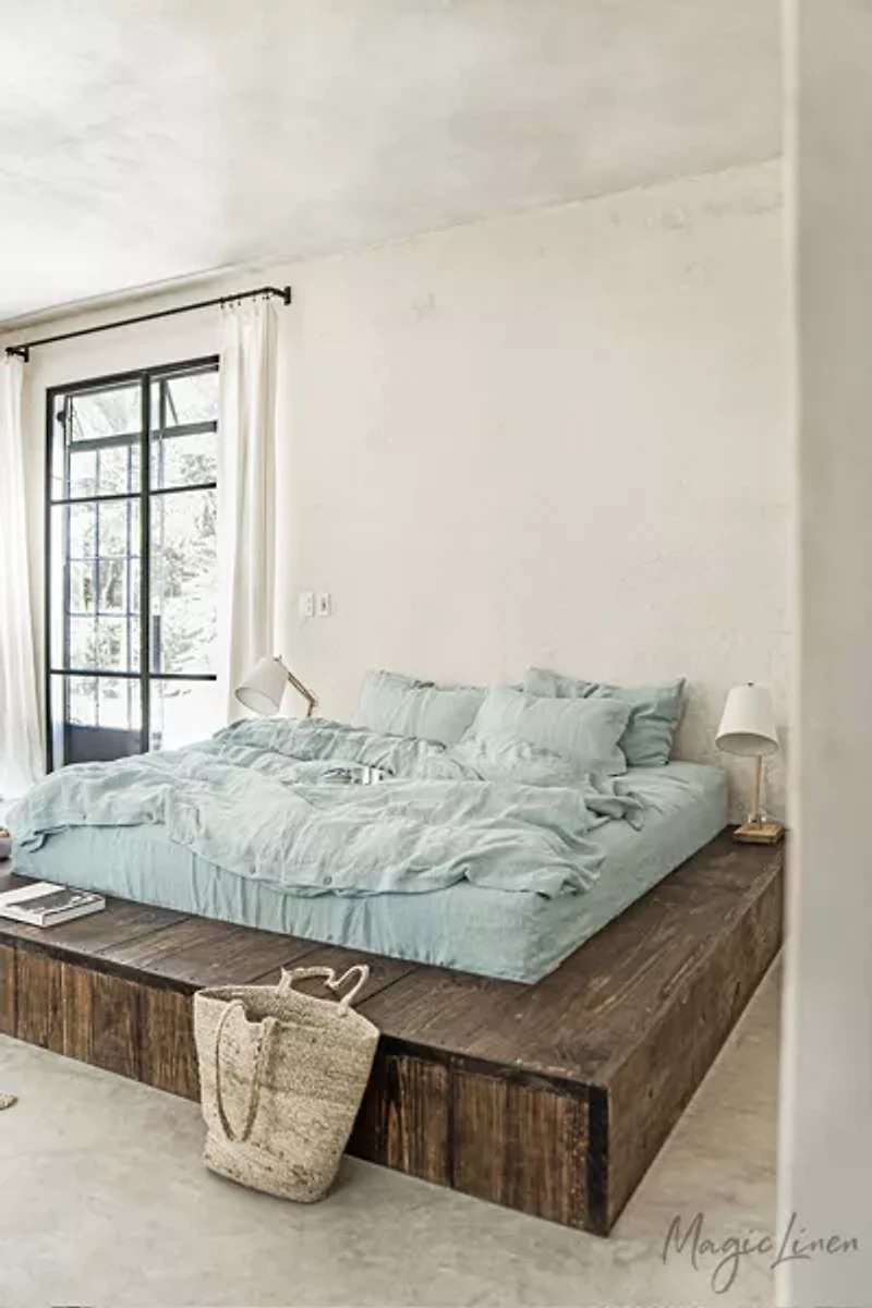 MagicLinen 4-piece Linen Sheet Set