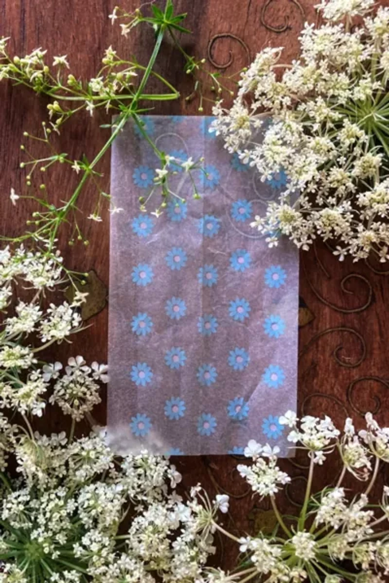 Burner Babe Blossom Rolling Papers