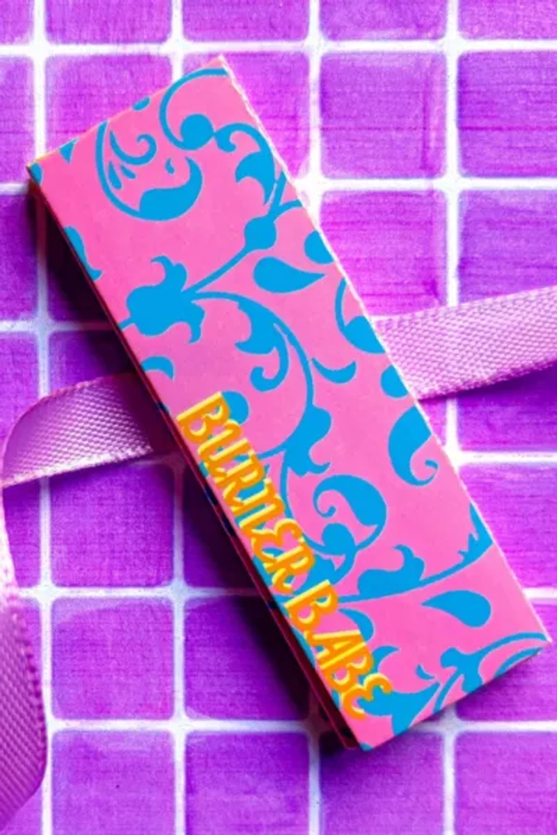 Burner Babe Blossom Rolling Papers