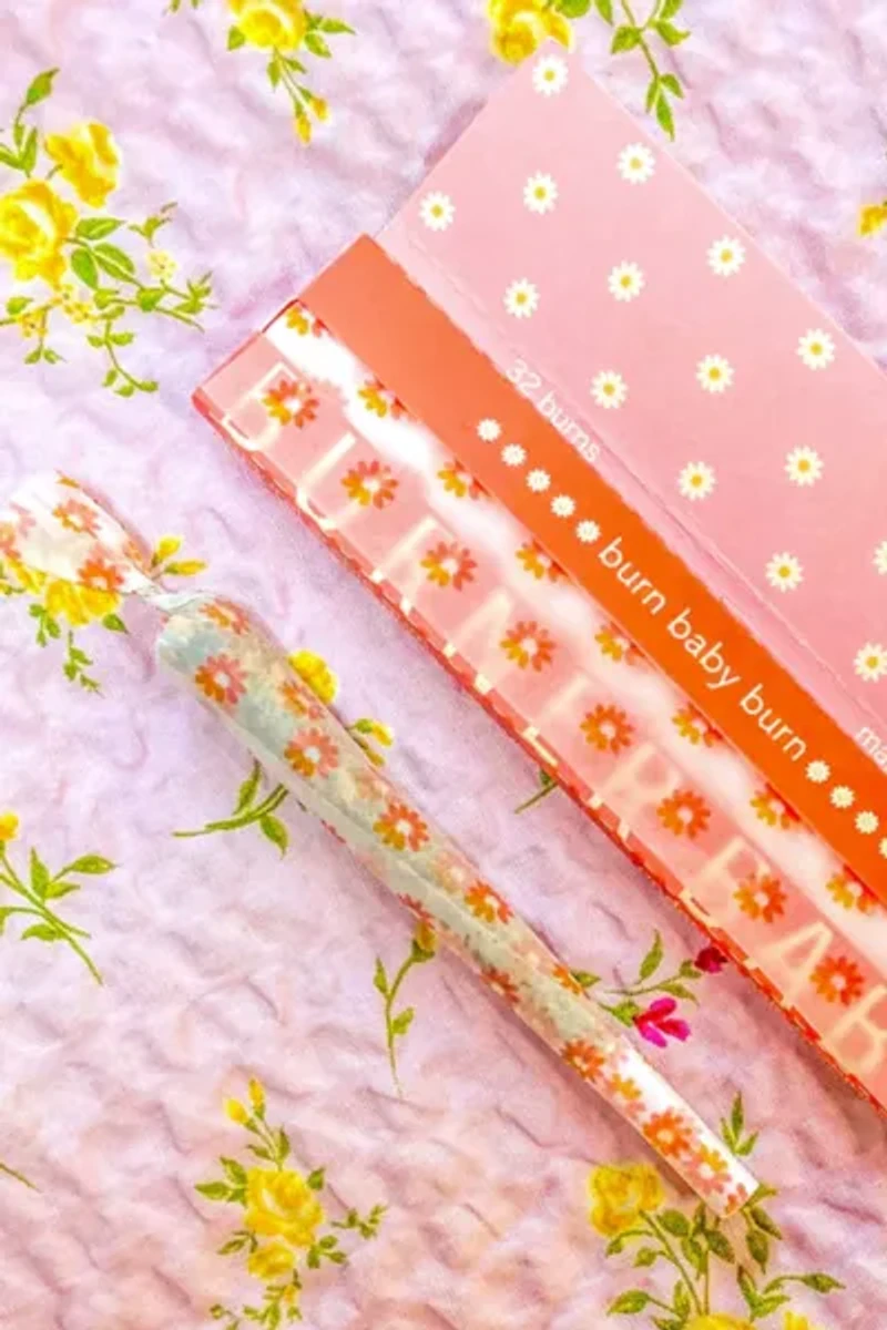 Burner Babe Big Fleur Rolling Papers