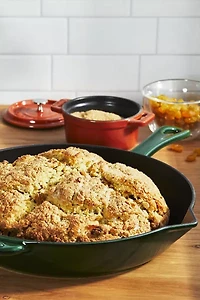 Staub Cast Iron 10-inch Fry Pan Skillet