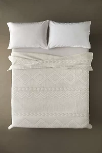 Pendleton Ganado Organic Cotton Matelassé Coverlet