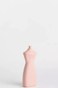 Middle Kingdom x Foekje Fleur Porcelain Curvy Vase