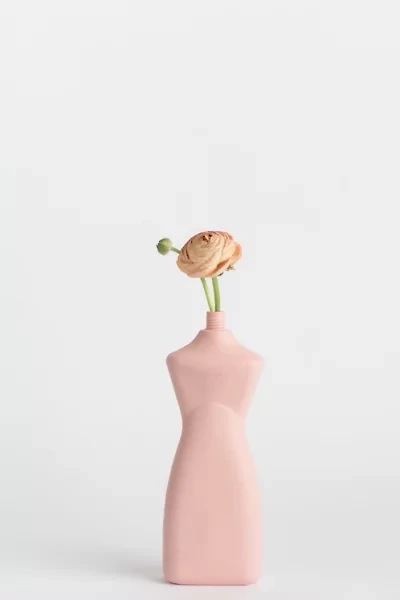 Middle Kingdom x Foekje Fleur Porcelain Curvy Vase