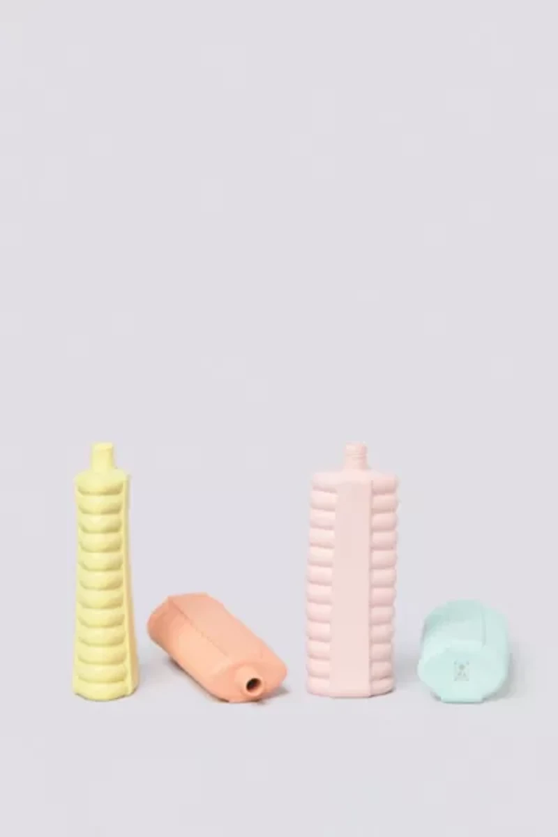Middle Kingdom x Foekje Fleur Porcelain Deco Vase