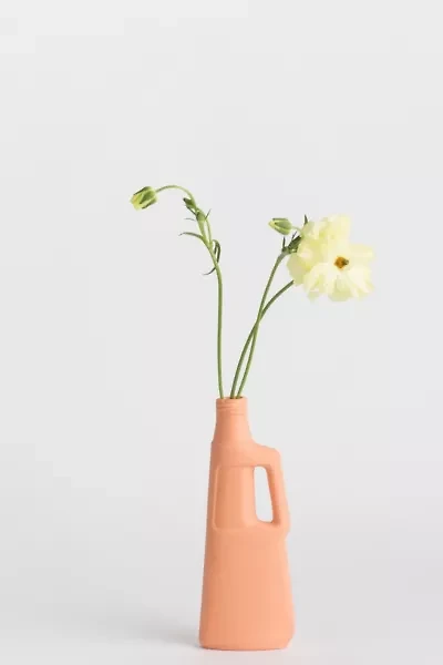 Middle Kingdom x Foekje Fleur Porcelain Revolver Vase